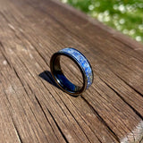 Anello di ceramica nera
